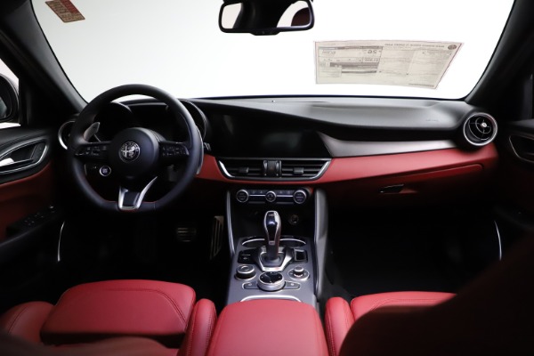 New 2021 Alfa Romeo Giulia Ti Sport for sale $54,050 at Maserati of Greenwich in Greenwich CT 06830 17