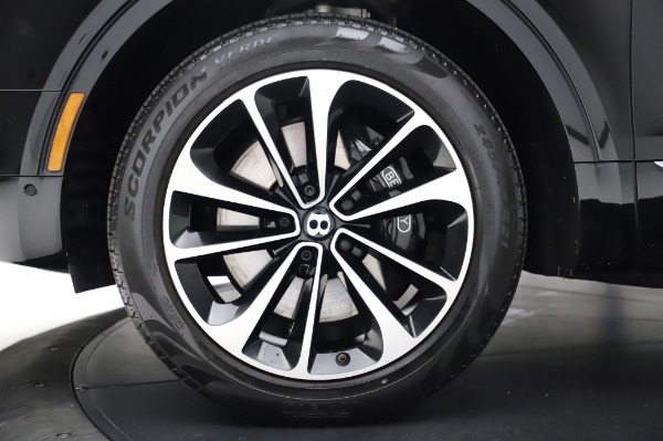 Used 2018 Bentley Bentayga Onyx Edition for sale Sold at Maserati of Greenwich in Greenwich CT 06830 15