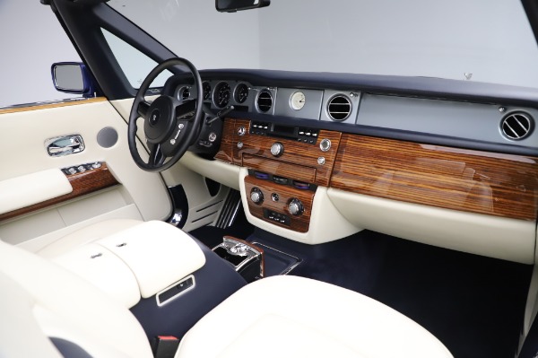 Used 2009 Rolls-Royce Phantom Drophead Coupe for sale $225,900 at Maserati of Greenwich in Greenwich CT 06830 24