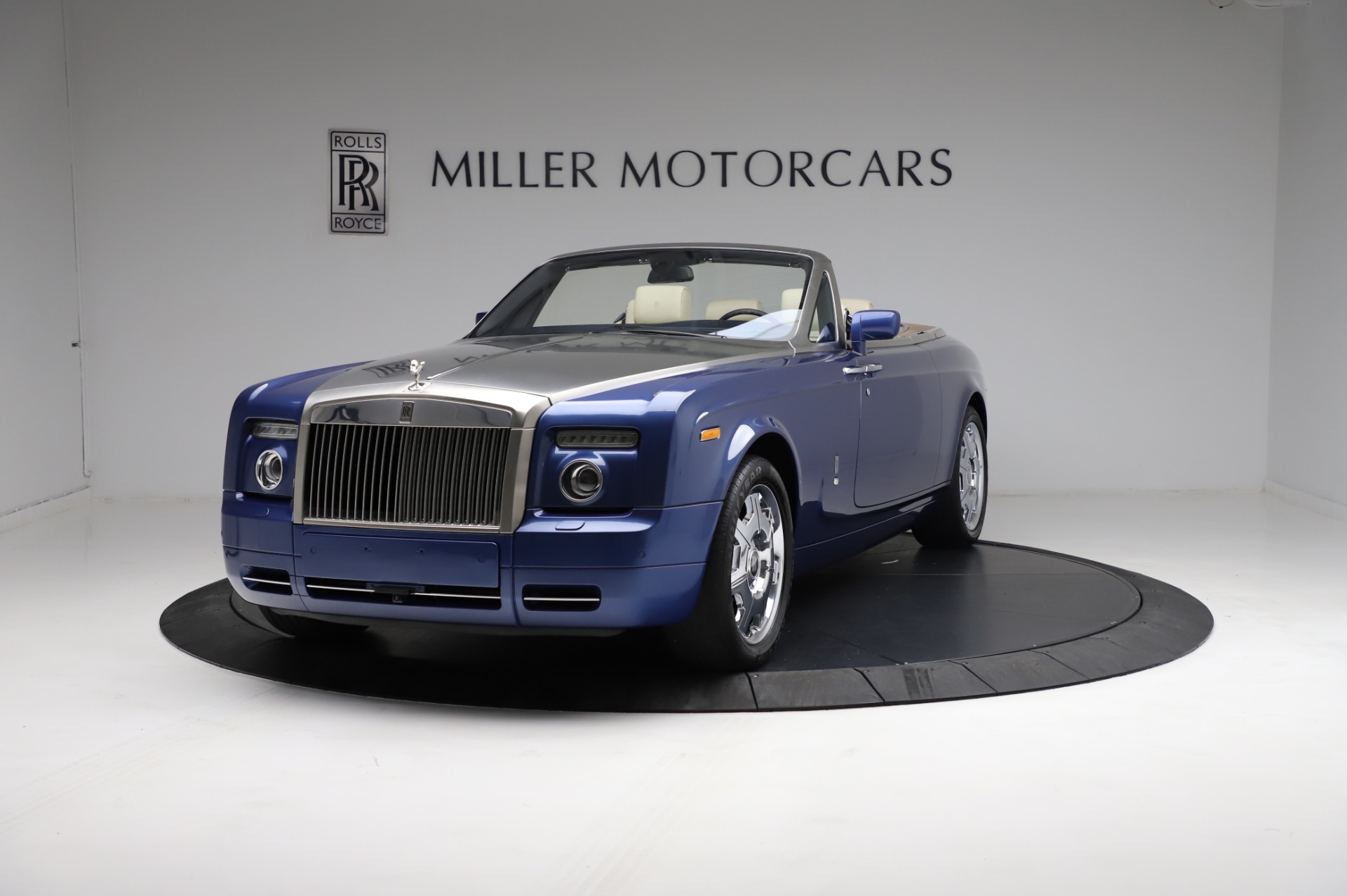 Used 2009 Rolls-Royce Phantom Drophead Coupe for sale $225,900 at Maserati of Greenwich in Greenwich CT 06830 1
