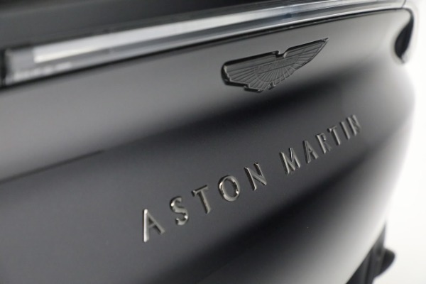 Used 2021 Aston Martin DBX for sale $181,900 at Maserati of Greenwich in Greenwich CT 06830 24