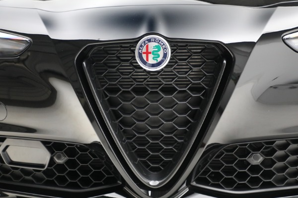 New 2021 Alfa Romeo Giulia Q4 for sale Sold at Maserati of Greenwich in Greenwich CT 06830 13