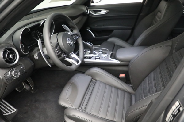 Used 2021 Alfa Romeo Giulia Ti Sport Q4 for sale Sold at Maserati of Greenwich in Greenwich CT 06830 13