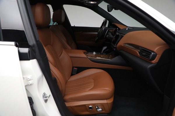 Used 2021 Maserati Levante Q4 GranLusso for sale Sold at Maserati of Greenwich in Greenwich CT 06830 11