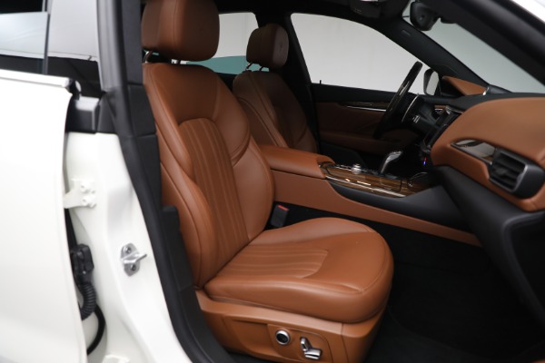 Used 2021 Maserati Levante Q4 GranLusso for sale Sold at Maserati of Greenwich in Greenwich CT 06830 12