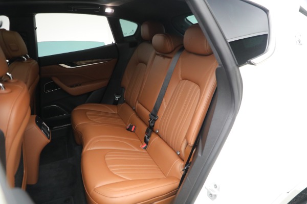 Used 2021 Maserati Levante Q4 GranLusso for sale Sold at Maserati of Greenwich in Greenwich CT 06830 14