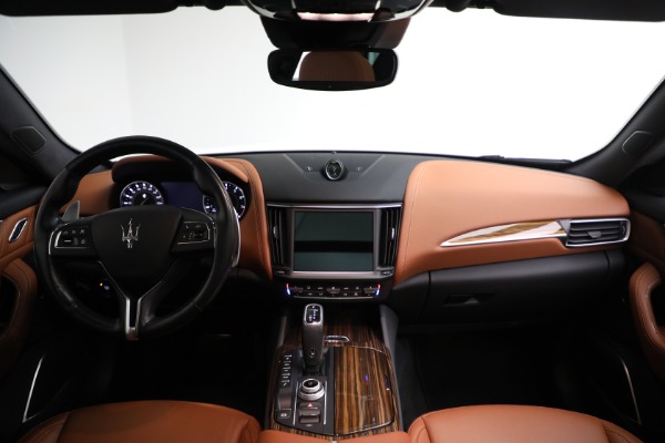 Used 2021 Maserati Levante Q4 GranLusso for sale Sold at Maserati of Greenwich in Greenwich CT 06830 17