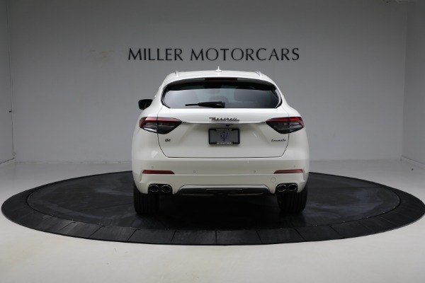 Used 2021 Maserati Levante Q4 GranLusso for sale Sold at Maserati of Greenwich in Greenwich CT 06830 4