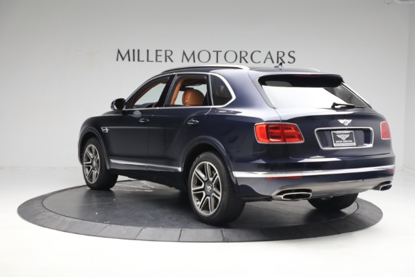 Used 2018 Bentley Bentayga W12 Signature for sale Sold at Maserati of Greenwich in Greenwich CT 06830 5