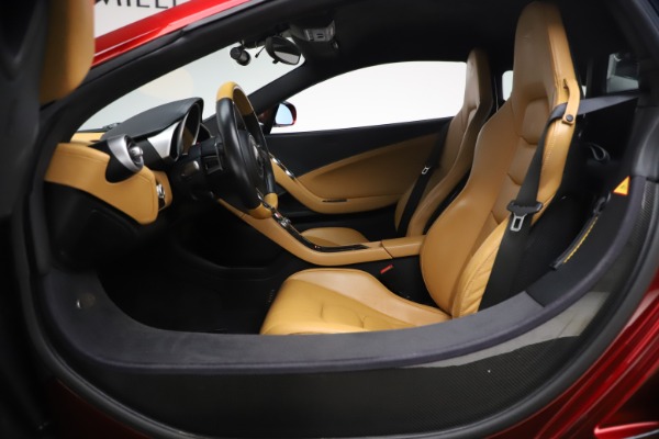 Used 2012 McLaren MP4-12C for sale Sold at Maserati of Greenwich in Greenwich CT 06830 16