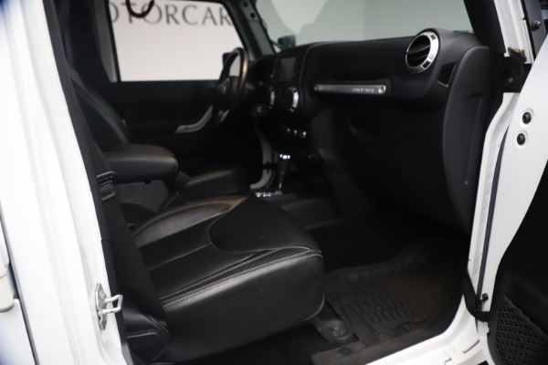 Used 2015 Jeep Wrangler Unlimited Rubicon Hard Rock for sale Sold at Maserati of Greenwich in Greenwich CT 06830 17
