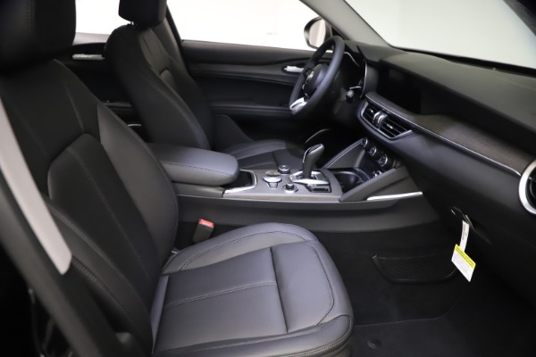New 2021 Alfa Romeo Stelvio Ti for sale $51,955 at Maserati of Greenwich in Greenwich CT 06830 20