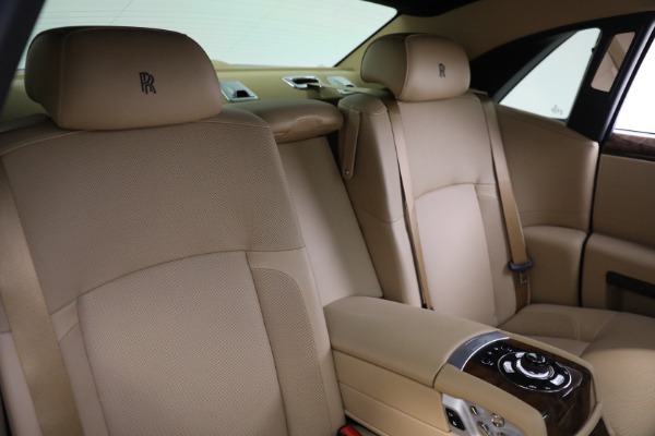 Used 2011 Rolls-Royce Ghost for sale Sold at Maserati of Greenwich in Greenwich CT 06830 17