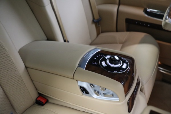 Used 2011 Rolls-Royce Ghost for sale Sold at Maserati of Greenwich in Greenwich CT 06830 21