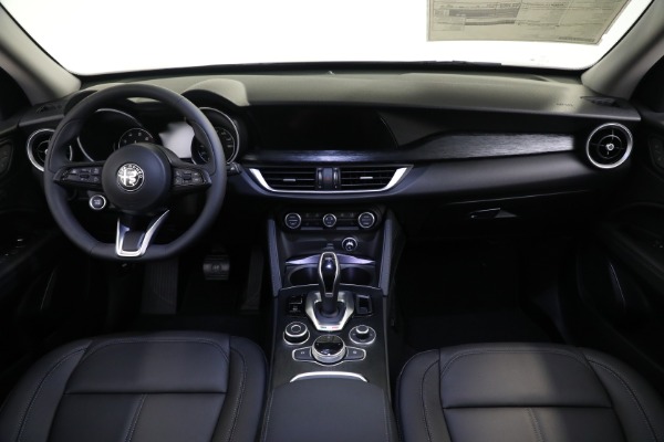 New 2021 Alfa Romeo Stelvio Q4 for sale Sold at Maserati of Greenwich in Greenwich CT 06830 16