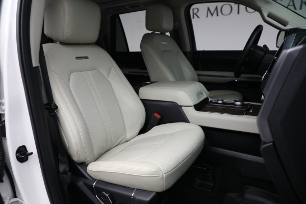 Used 2019 Ford Expedition MAX Platinum for sale Sold at Maserati of Greenwich in Greenwich CT 06830 20