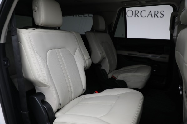 Used 2019 Ford Expedition MAX Platinum for sale Sold at Maserati of Greenwich in Greenwich CT 06830 22