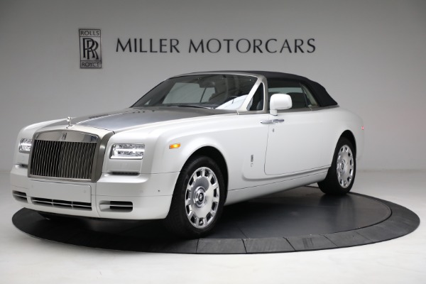 Used 2017 Rolls-Royce Phantom Drophead Coupe for sale Sold at Maserati of Greenwich in Greenwich CT 06830 10