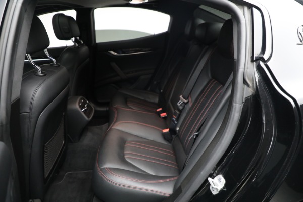 Used 2021 Maserati Ghibli SQ4 for sale Sold at Maserati of Greenwich in Greenwich CT 06830 13