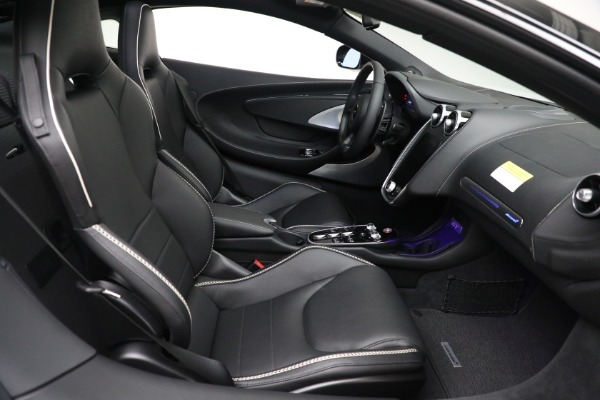 New 2021 McLaren GT Luxe for sale $217,205 at Maserati of Greenwich in Greenwich CT 06830 22