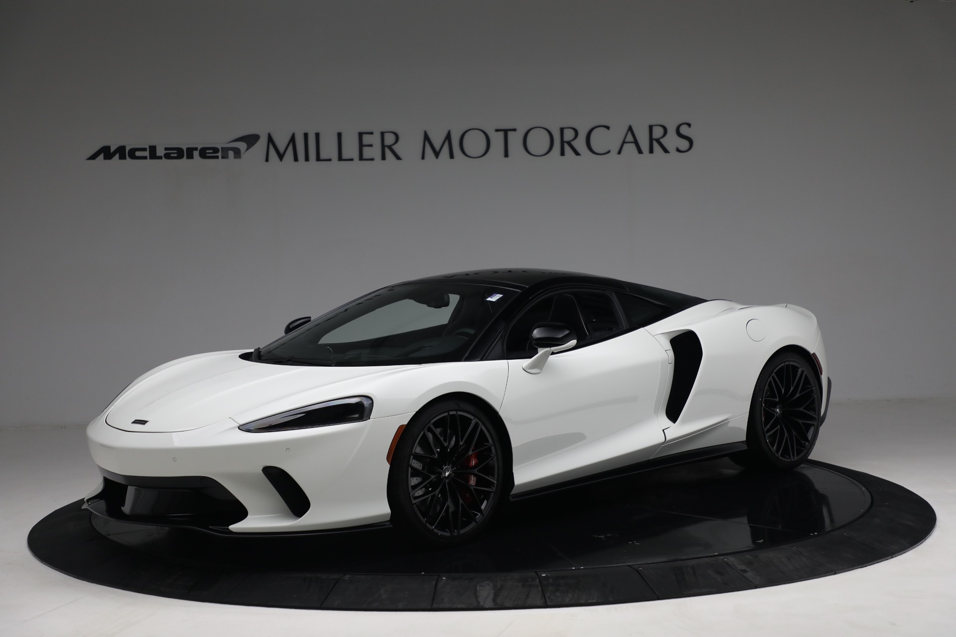 New 2021 McLaren GT Luxe for sale $217,205 at Maserati of Greenwich in Greenwich CT 06830 1