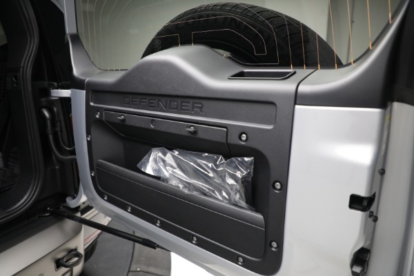 Used 2021 Land Rover Defender 90 X-Dynamic S for sale Sold at Maserati of Greenwich in Greenwich CT 06830 24