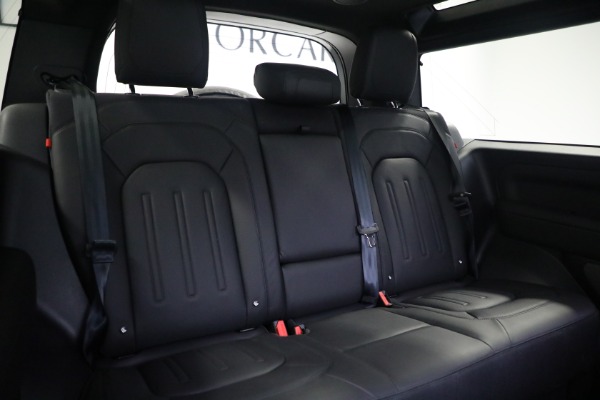 Used 2021 Land Rover Defender 90 X for sale Sold at Maserati of Greenwich in Greenwich CT 06830 18