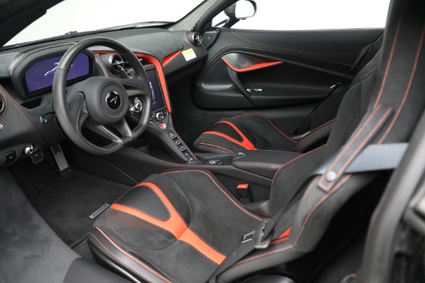 New 2021 McLaren 720S Spider for sale $399,120 at Maserati of Greenwich in Greenwich CT 06830 24