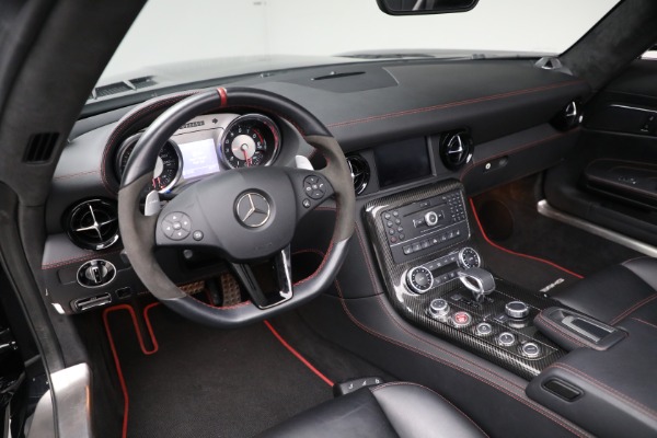 Used 2014 Mercedes-Benz SLS AMG GT for sale Sold at Maserati of Greenwich in Greenwich CT 06830 17