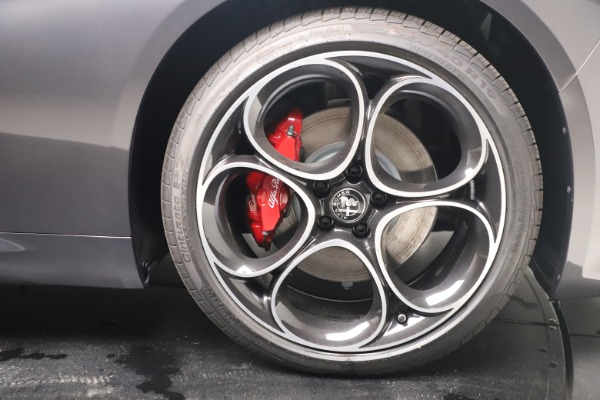 New 2022 Alfa Romeo Giulia Veloce for sale $52,845 at Maserati of Greenwich in Greenwich CT 06830 23