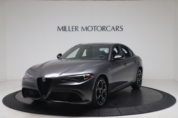 New 2022 Alfa Romeo Giulia Veloce for sale $52,845 at Maserati of Greenwich in Greenwich CT 06830 1