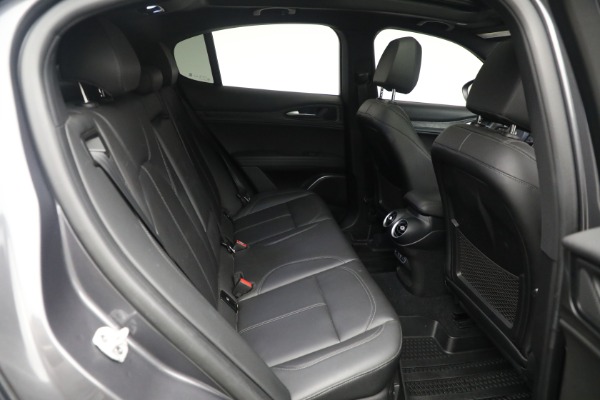 New 2022 Alfa Romeo Stelvio Sprint for sale $52,305 at Maserati of Greenwich in Greenwich CT 06830 16
