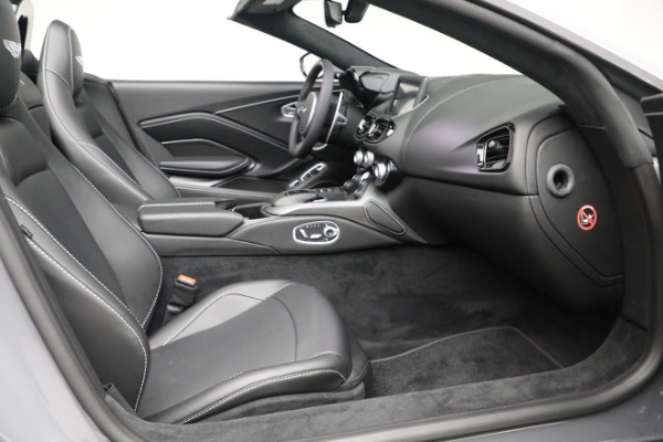 New 2021 Aston Martin Vantage Roadster for sale $180,286 at Maserati of Greenwich in Greenwich CT 06830 19