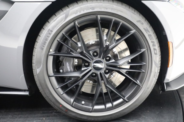 New 2021 Aston Martin Vantage Roadster for sale $180,286 at Maserati of Greenwich in Greenwich CT 06830 27