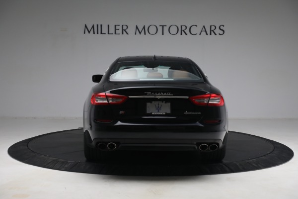 Used 2016 Maserati Quattroporte S Q4 for sale Sold at Maserati of Greenwich in Greenwich CT 06830 10