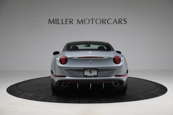 Used 2017 Ferrari California T for sale Sold at Maserati of Greenwich in Greenwich CT 06830 18