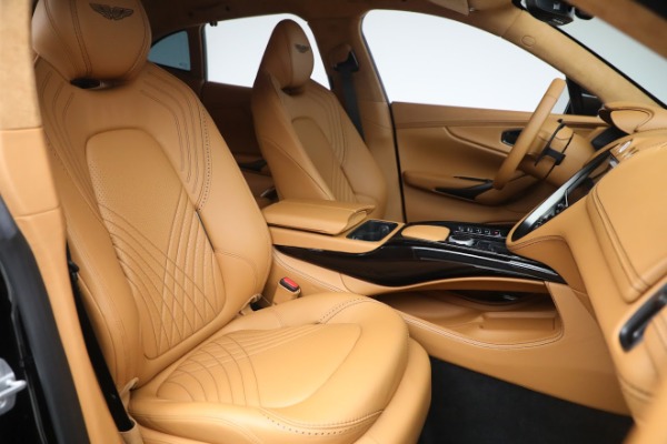 Used 2021 Aston Martin DBX for sale $185,900 at Maserati of Greenwich in Greenwich CT 06830 22