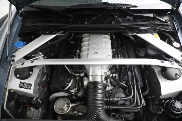 Used 2009 Aston Martin V8 Vantage Roadster for sale Sold at Maserati of Greenwich in Greenwich CT 06830 28