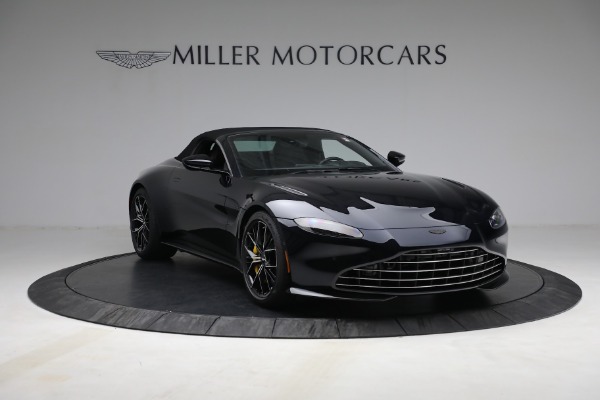 New 2021 Aston Martin Vantage Roadster for sale $192,386 at Maserati of Greenwich in Greenwich CT 06830 18