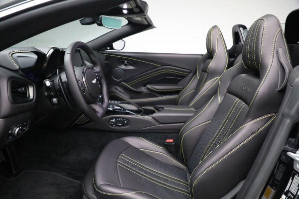 New 2021 Aston Martin Vantage Roadster for sale $192,386 at Maserati of Greenwich in Greenwich CT 06830 19
