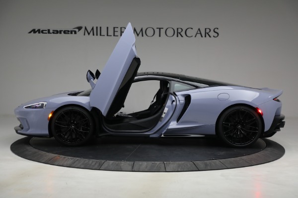 New 2022 McLaren GT Luxe for sale $244,275 at Maserati of Greenwich in Greenwich CT 06830 16