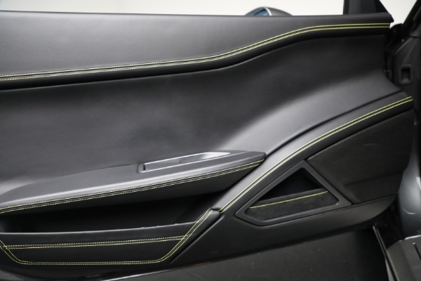 Used 2011 Ferrari 458 Italia for sale $229,900 at Maserati of Greenwich in Greenwich CT 06830 16