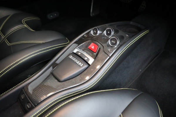 Used 2011 Ferrari 458 Italia for sale $229,900 at Maserati of Greenwich in Greenwich CT 06830 22