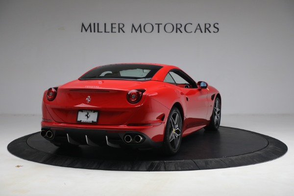 Used 2017 Ferrari California T for sale Sold at Maserati of Greenwich in Greenwich CT 06830 19