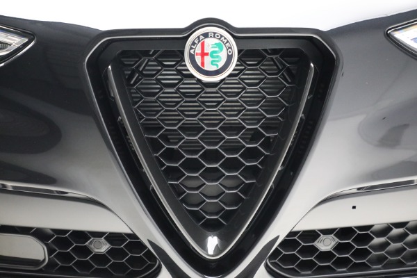 New 2022 Alfa Romeo Stelvio Veloce for sale Sold at Maserati of Greenwich in Greenwich CT 06830 27