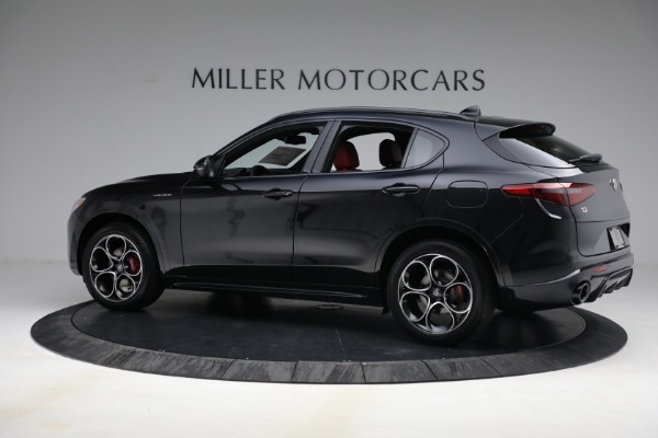 New 2022 Alfa Romeo Stelvio Veloce for sale Sold at Maserati of Greenwich in Greenwich CT 06830 4