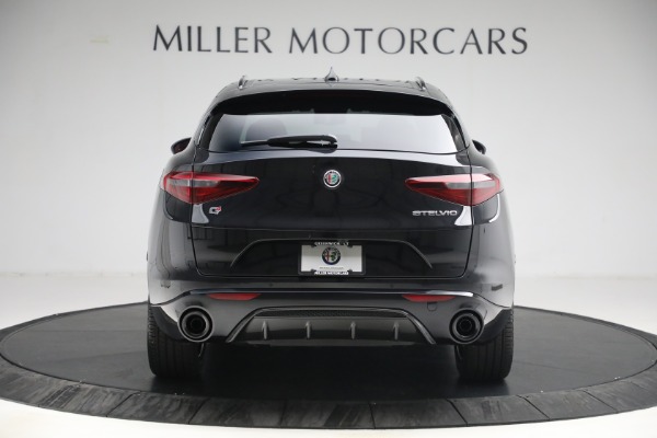 New 2022 Alfa Romeo Stelvio Veloce for sale Sold at Maserati of Greenwich in Greenwich CT 06830 6