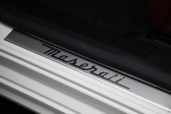 New 2022 Maserati Ghibli Modena Q4 for sale $99,755 at Maserati of Greenwich in Greenwich CT 06830 18