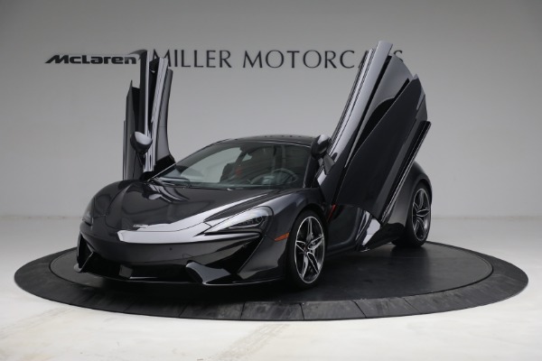 Used 2018 McLaren 570GT for sale Sold at Maserati of Greenwich in Greenwich CT 06830 14