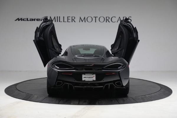 Used 2018 McLaren 570GT for sale Sold at Maserati of Greenwich in Greenwich CT 06830 19